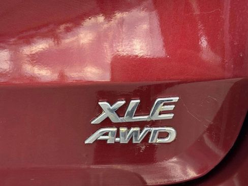 Used 2016 Toyota Sienna XLE AWD/4WD image 37