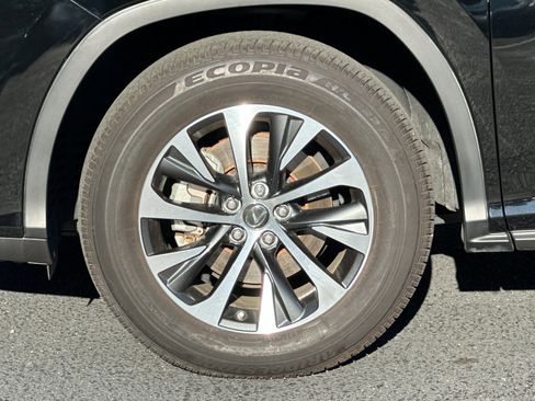 Used 2020 Lexus RX 450h AWD image 32