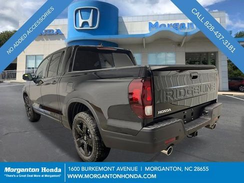 New 2026 Honda Ridgeline Black Edition image 3