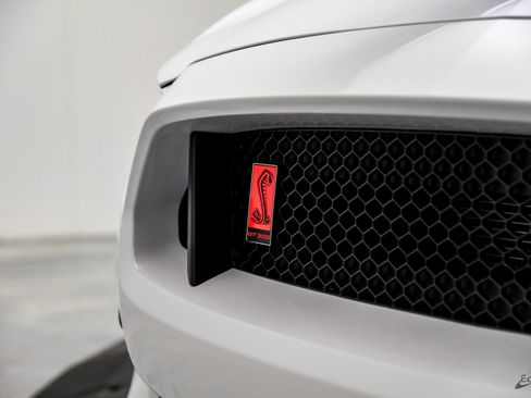 Used 2016 Ford Mustang Shelby GT350R w/ GT350R Equipment Group 920A image 31