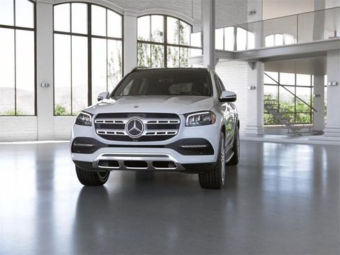 Certified 2022 Mercedes-Benz GLS 450 4MATIC image 43