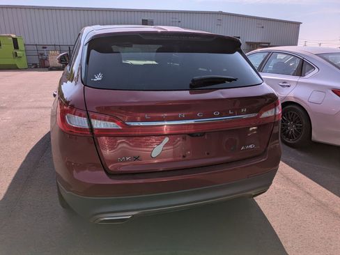 Used 2016 Lincoln MKX Select w/ Select Plus Package AWD/4WD image 3