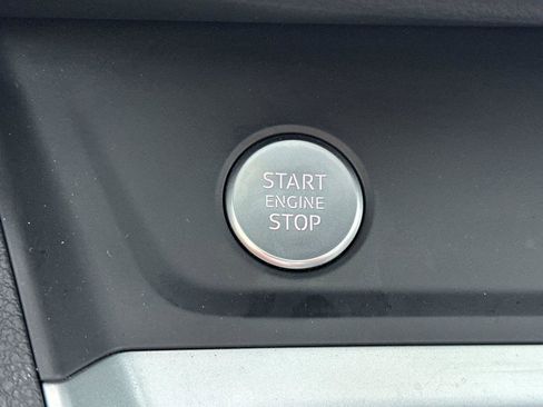 Used 2020 Audi Q3 2.0T Premium Plus w/ Premium Plus Package image 22