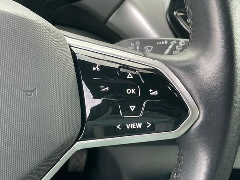 Certified 2022 Volkswagen ID.4 Pro image 16