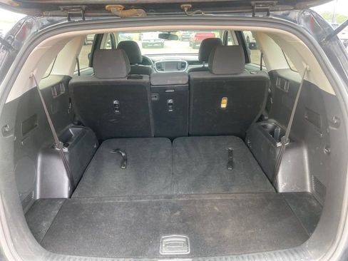 Used 2020 Kia Sorento L FWD image 18