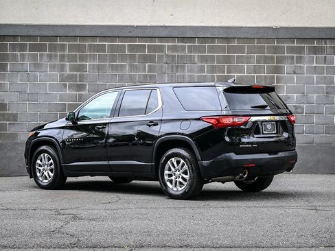 Used 2019 Chevrolet Traverse LS w/ LPO, Floor Liner Package AWD/4WD image 4