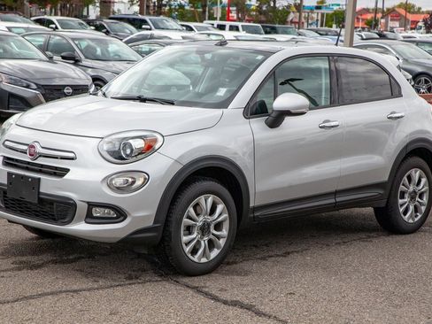 Used 2016 FIAT 500X Easy image 9
