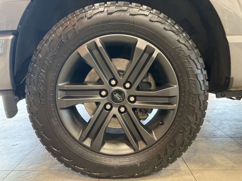 Used 2021 Ford F150 Lariat w/ Equipment Group 502A High AWD/4WD image 9