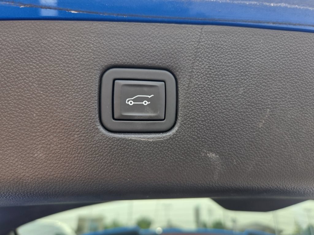 Used 2024 Chevrolet Blazer LT w/ Convenience Package FWD image 19