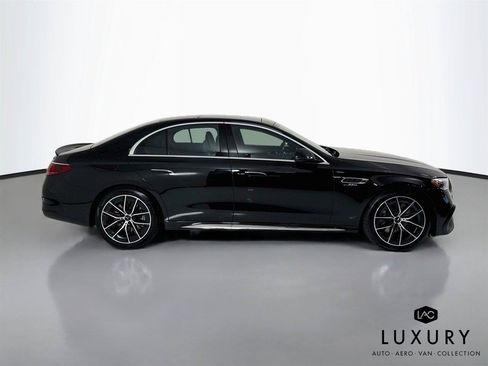 Used 2025 Mercedes-Benz E 53 AMG e 4MATIC Sedan image 5