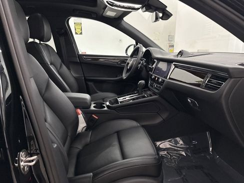 New 2025 Porsche Macan image 41