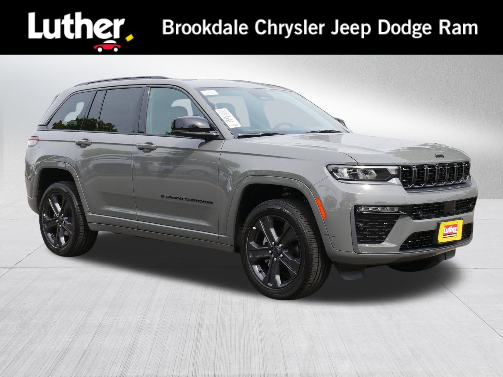 New 2027 Jeep Grand Cherokee Limited AWD/4WD image 1