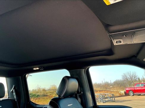 Used 2019 Ford F150 Platinum w/ Equipment Group 701A Luxury image 20