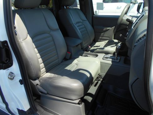 Used 2019 Nissan Frontier S RWD image 10
