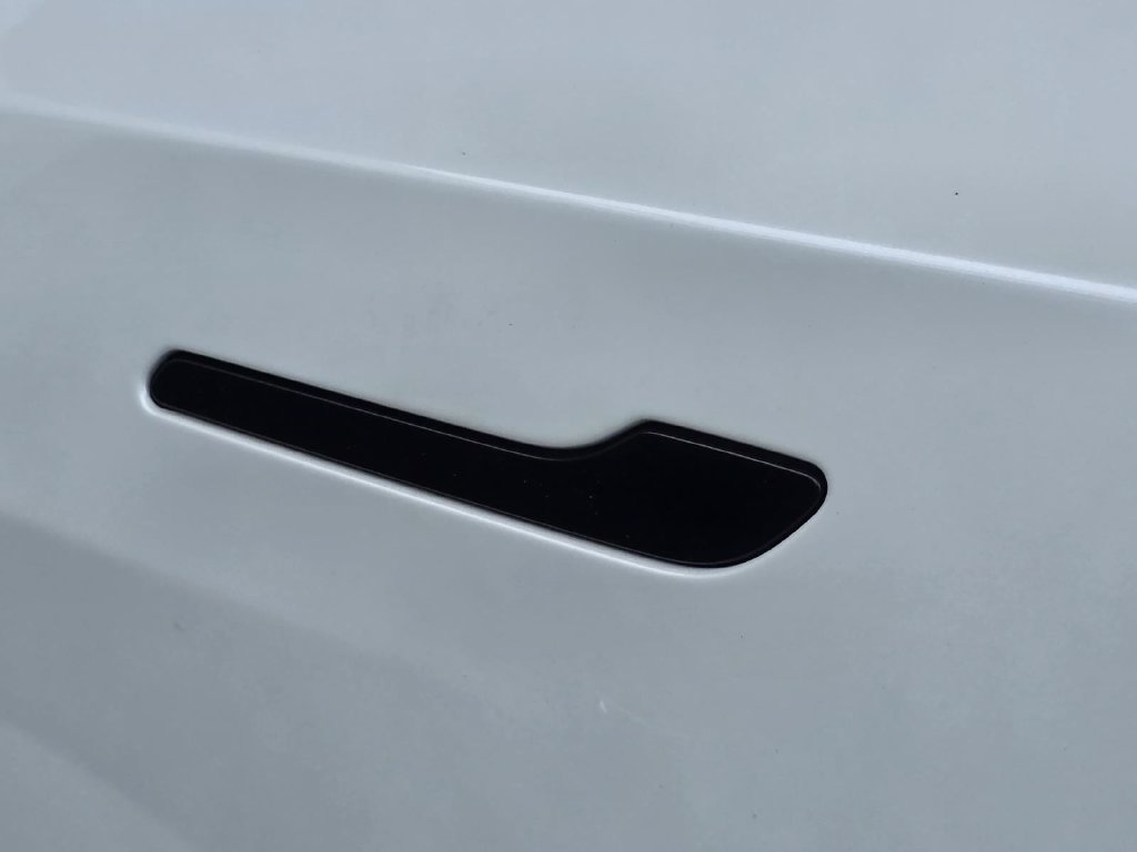 Used 2025 Tesla Model Y Performance AWD/4WD image 34