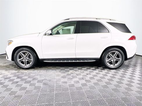New 2026 Mercedes-Benz GLE 450 4MATIC image 3