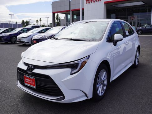 New 2026 Toyota Corolla XLE image 7