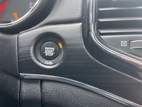 Used 2020 Jeep Grand Cherokee Limited w/ Luxury Group II image 26