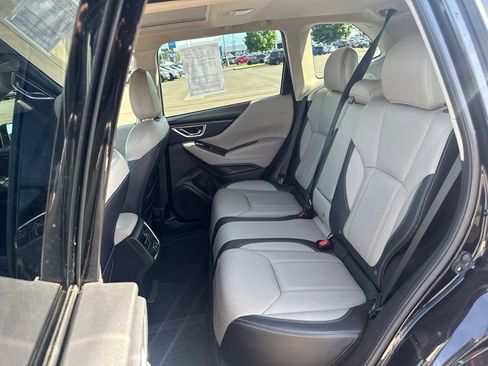 Used 2021 Subaru Forester Limited AWD/4WD image 9