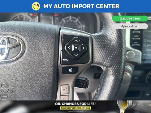 Used 2024 Toyota 4Runner SR5 Premium AWD/4WD image 17