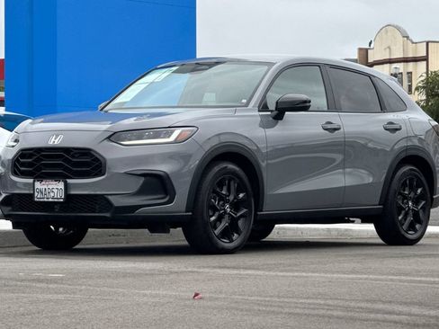 Certified 2025 Honda HR-V Sport image 8