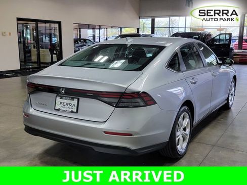 Certified 2023 Honda Accord LX image 5