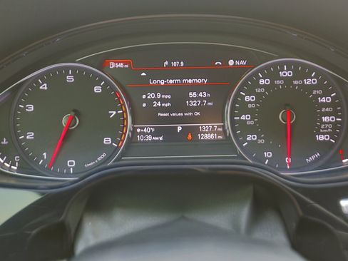 Used 2013 Audi A8 L 3.0T image 7