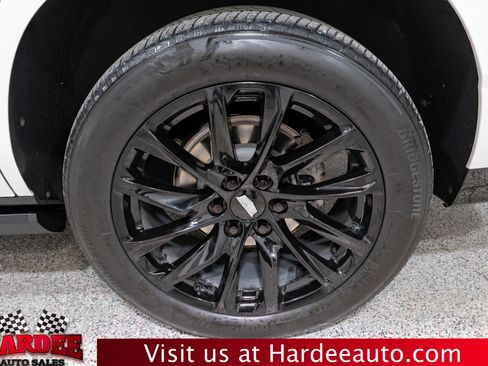 Used 2023 Cadillac Escalade Sport Platinum w/ LPO, ONYX Package image 10