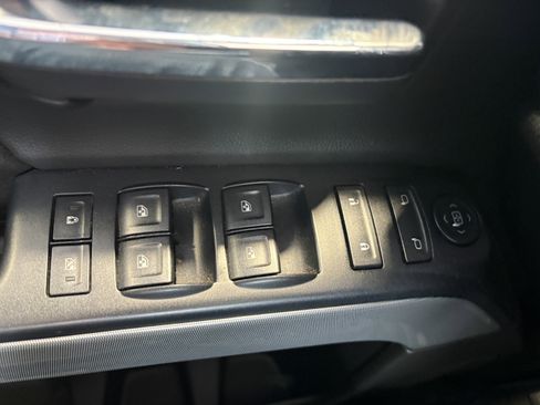 Used 2017 Chevrolet Silverado 1500 LT w/ All Star Edition image 9