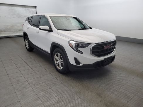 Used 2020 GMC Terrain SLE image 13