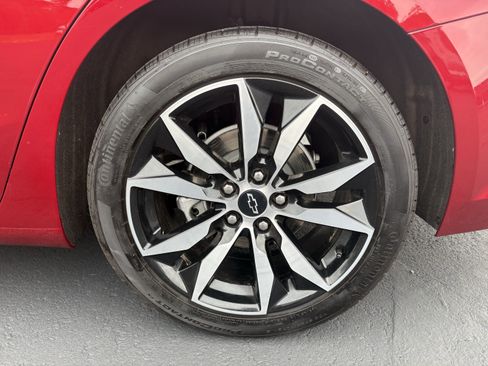 Used 2024 Chevrolet Malibu RS FWD image 24