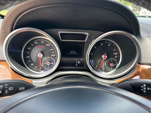 Used 2017 Mercedes-Benz GLS 450 4MATIC image 17