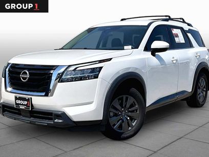 Used 2022 Nissan Pathfinder SV w/ Cargo Package