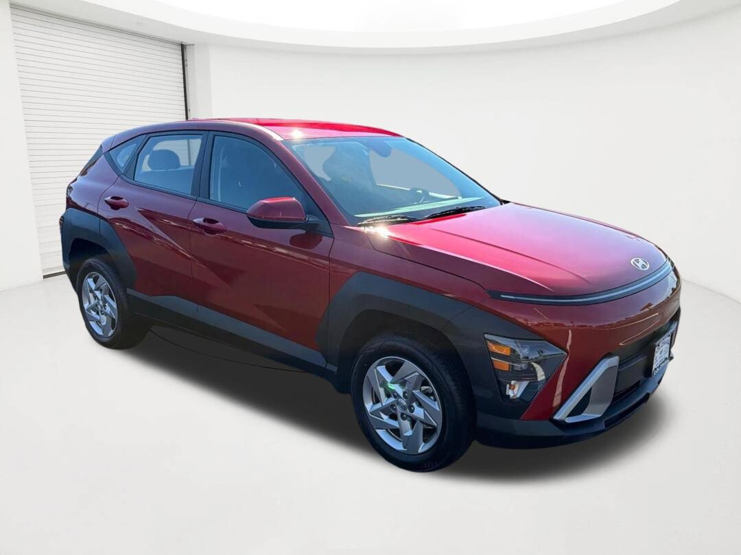 Certified 2026 Hyundai Kona SE AWD/4WD image 3
