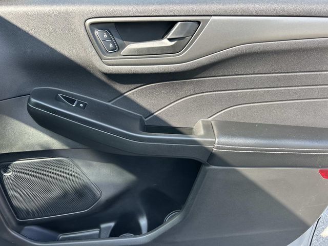 Certified 2023 Ford Escape Active AWD/4WD image 27