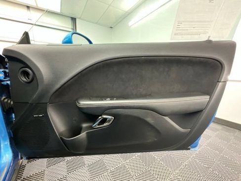 Used 2016 Dodge Challenger SRT Hellcat RWD image 15