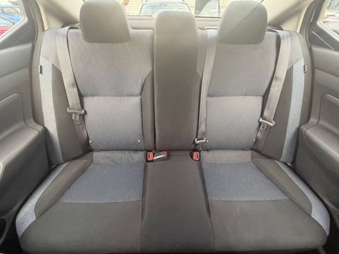 Used 2025 Nissan Versa SV FWD image 36