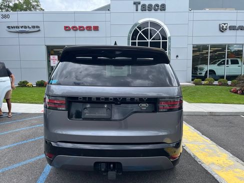 Used 2022 Land Rover Discovery S R-Dynamic AWD/4WD image 3