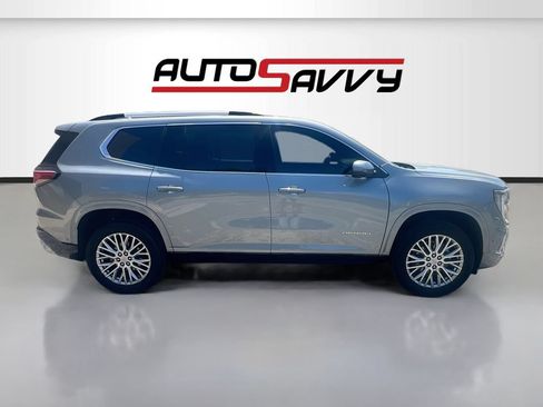 Used 2024 GMC Acadia Denali w/ Super Cruise Package FWD image 8