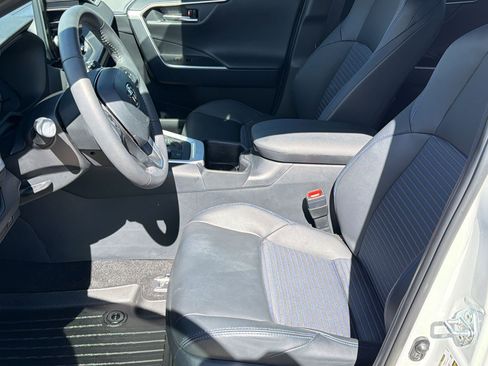 Used 2024 Toyota RAV4 XSE image 5