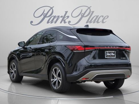 Used 2025 Lexus RX 350 Premium w/ Accessory Package (Z1) FWD image 3