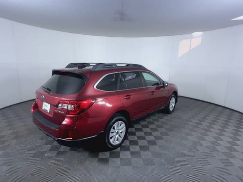 Used 2016 Subaru Outback 2.5i Premium AWD/4WD image 8
