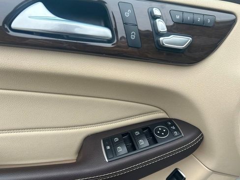 Used 2017 Mercedes-Benz GLE 350 4MATIC image 11