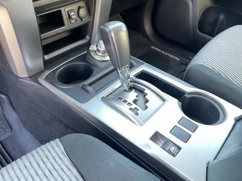 Used 2018 Toyota 4Runner SR5 image 19