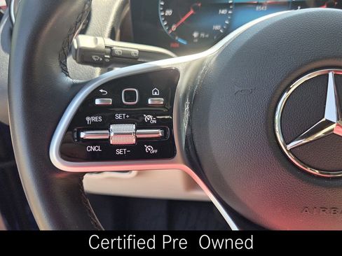 Used 2023 Mercedes-Benz GLB 250 4MATIC image 28