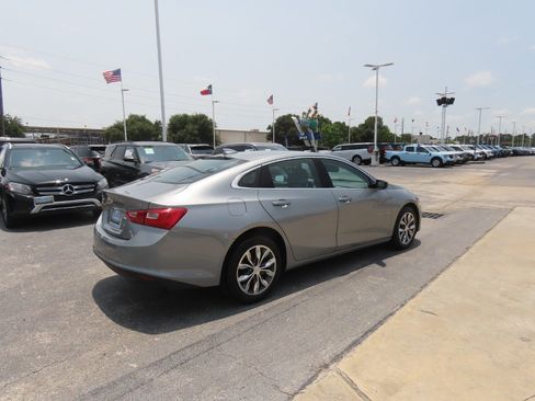 Used 2025 Chevrolet Malibu LT FWD image 11