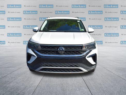 Used 2024 Volkswagen Taos SE AWD/4WD image 17