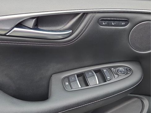 Used 2024 INFINITI QX55 Luxe image 13