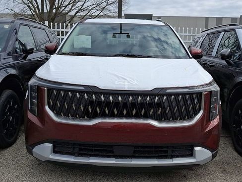 New 2026 Kia Carnival EX FWD image 2