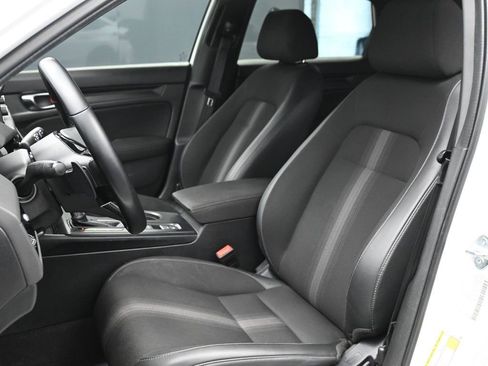 Used 2024 Honda Civic Sport image 6